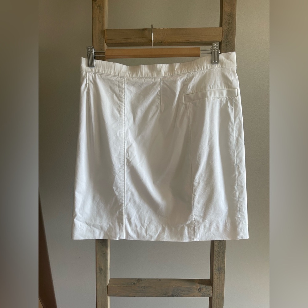 Judith & Charles white mini skirt size 10